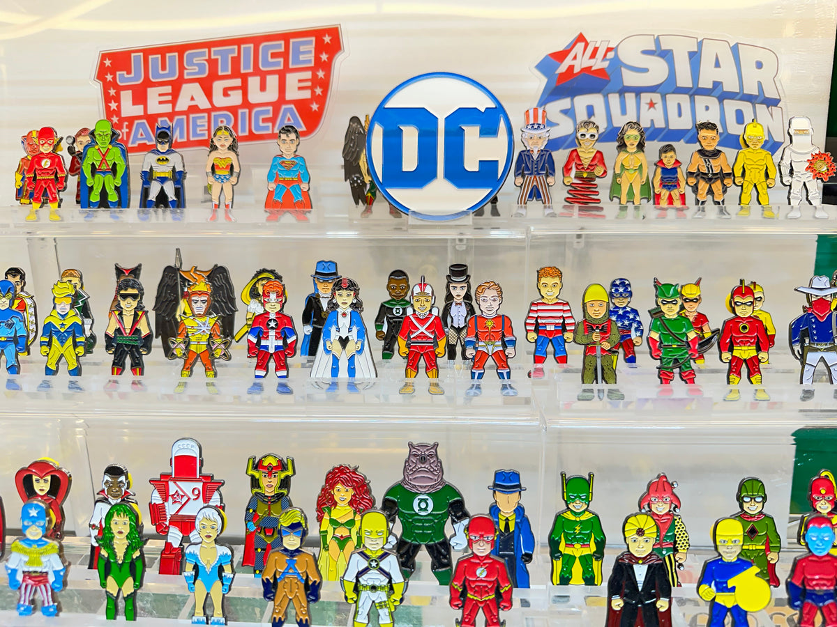 DC Comics Classic DC COMICS Logo Pin #403| PinForce